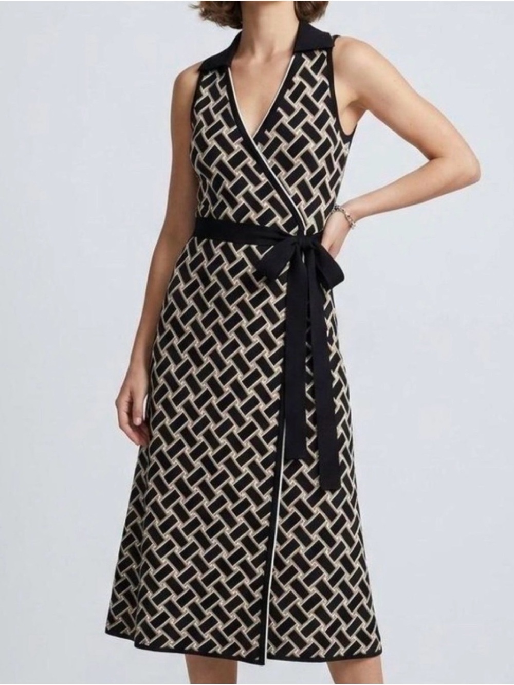 DVF for Target Black and Cream Sleeveless Geometric Wrap Midi Dress